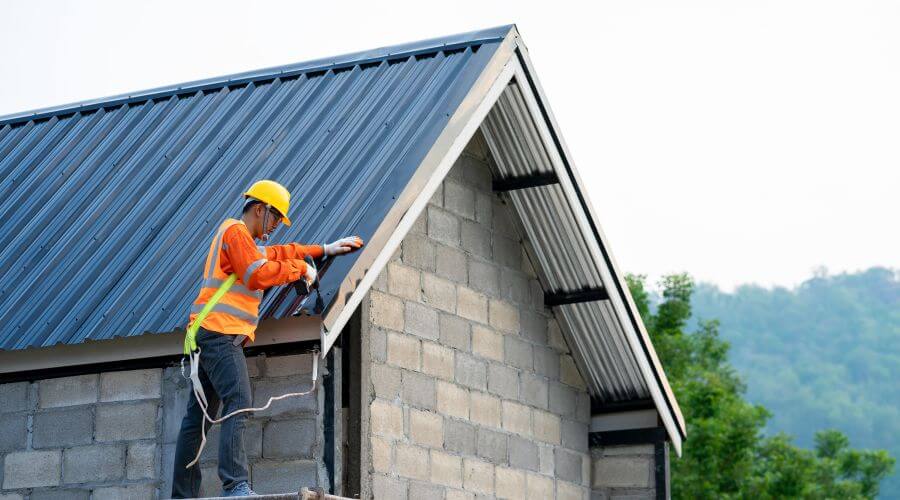 Professional residential roofers in Virginia, MN